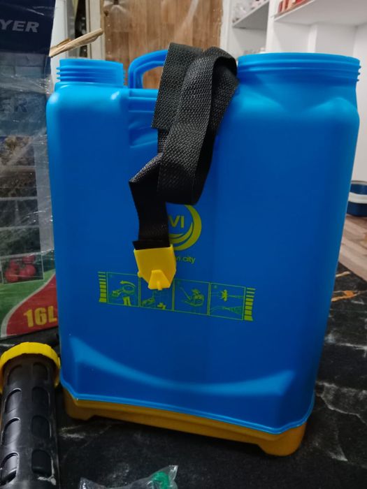 Опрыскиватель, распылитель