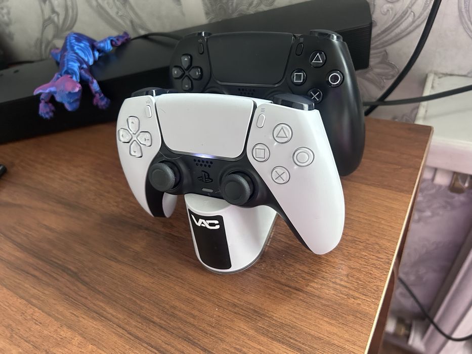 Продам Sony PS5 приставка