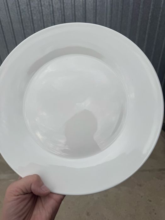 Тарелки сервировочные