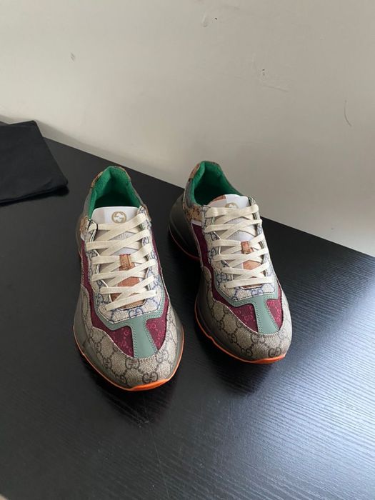 Adidasi Gucci masura 44 noi