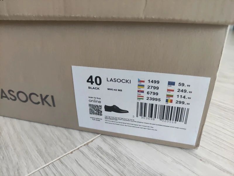 Pantofi negri Lasocki marimea 40