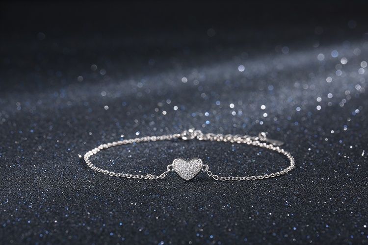 Гривна сърце S925 стерлинг. 100 % ново