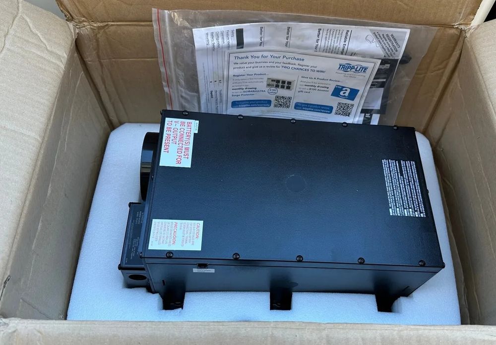 Инвертор Tripp Lite 3600w