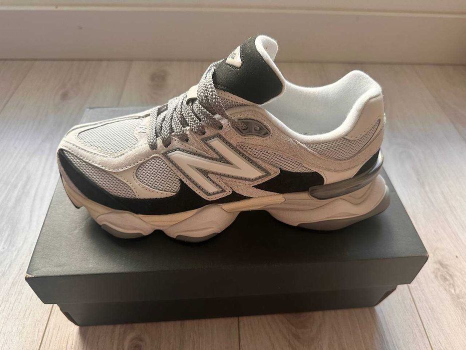 NEW BALANCE 9060 Mărimea 39