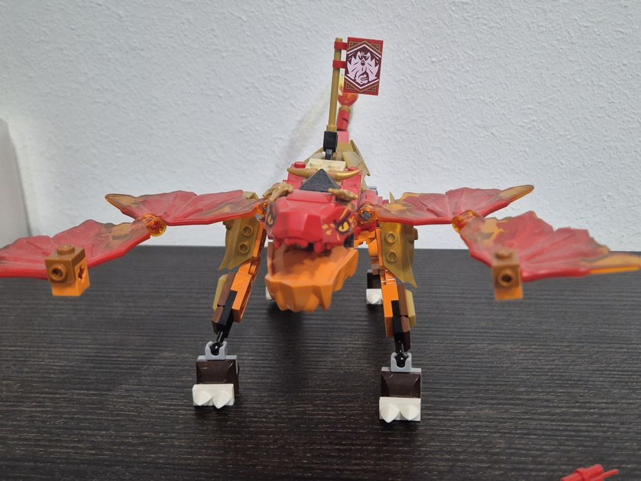 LEGO NINJAGO Dragonul EVO de Foc al lui Kai 71762