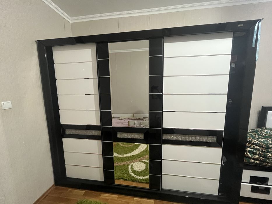 Шифонер купе, камод, тумба