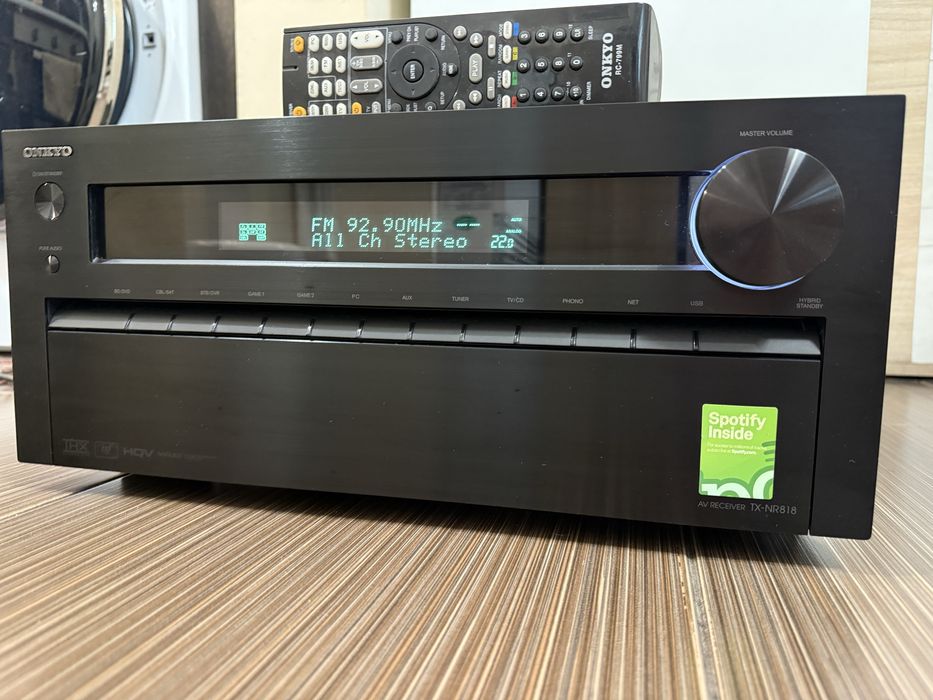 Onkyo TX-NR818 resiver