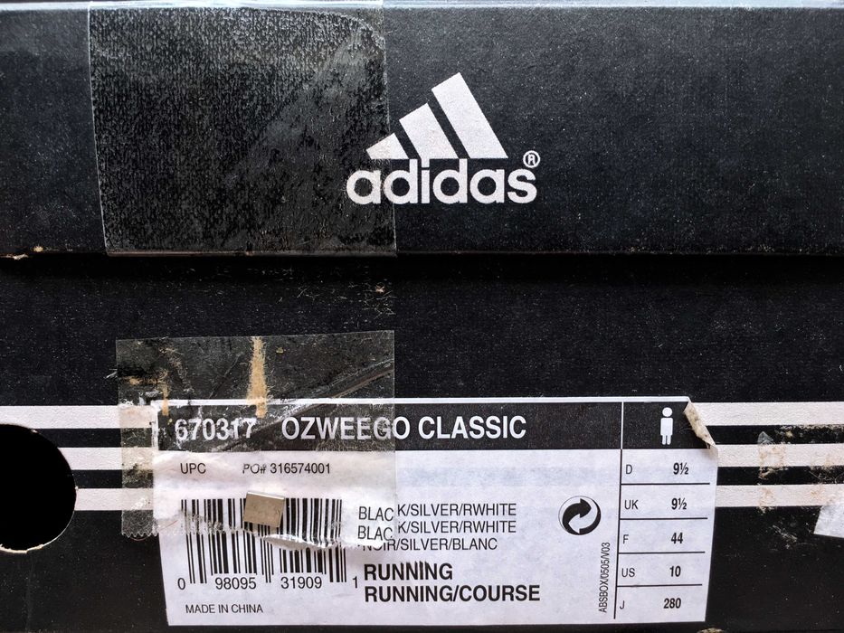 VINTAGE 2005 ADIDAS® OZWEEGO CLASSIC Runners — 10 D (28.0)
