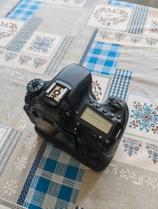 Aparat foto Canon 70D