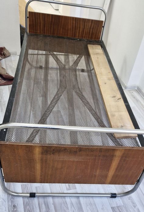 Единично легло /190-90см/ с пружина