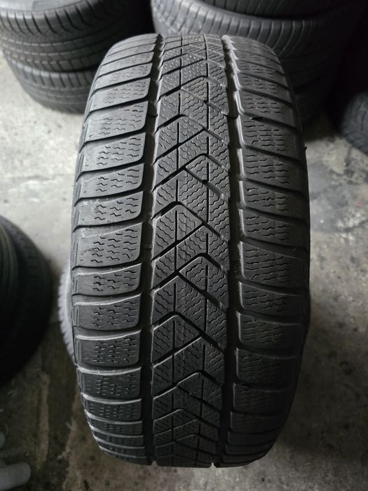 Pirelli 225/45 R18 95V MS iarnă runflat