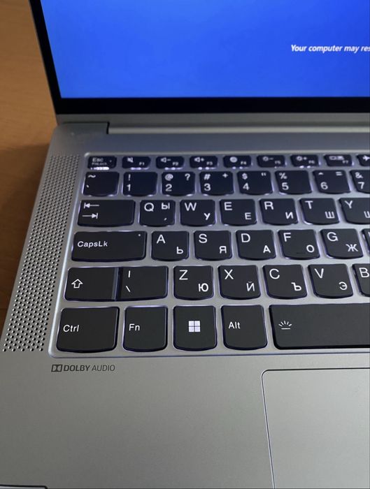 Лаптоп Lenovo IdeaPad 5G Pro