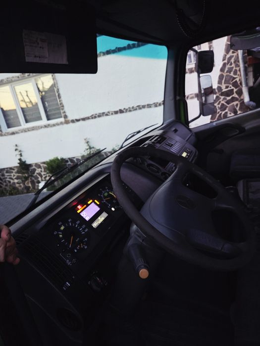 Mercedes benz atego 1218