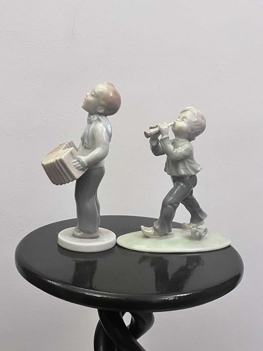 Set 2 statuete bibelouri germane MO Metzler & Ortloff bibelou portelan
