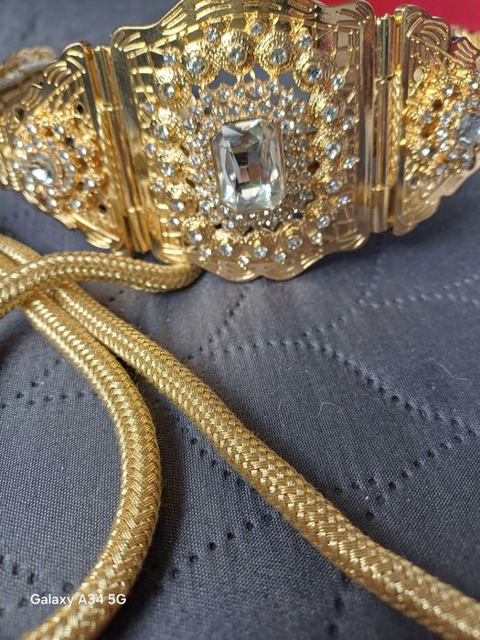 прекрасен аксесоар.