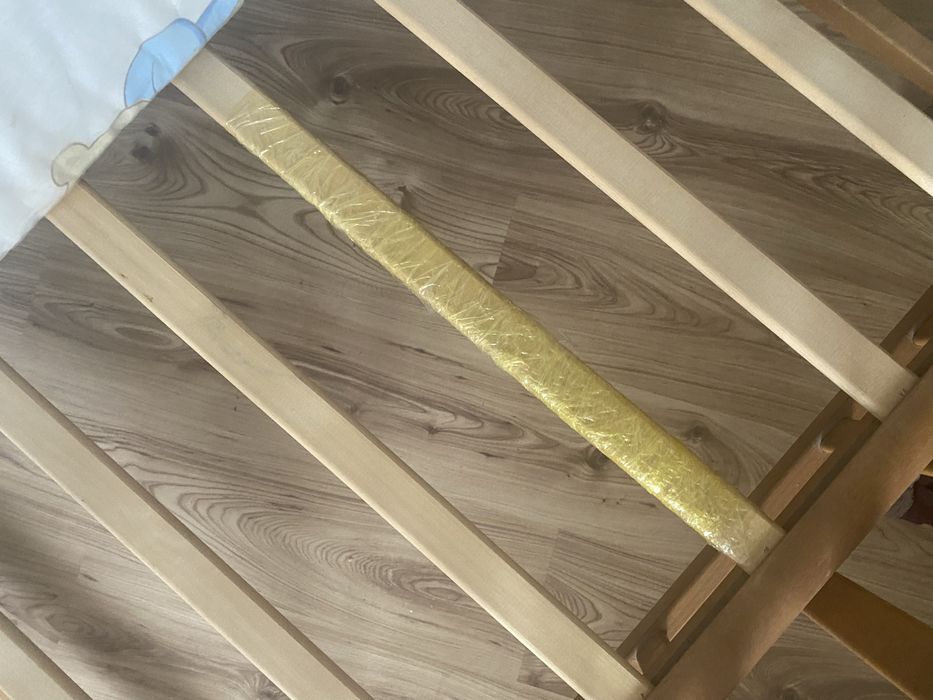 Детская кроватка с матрацем