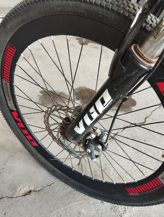 24razmerli velasipedii sotiladi