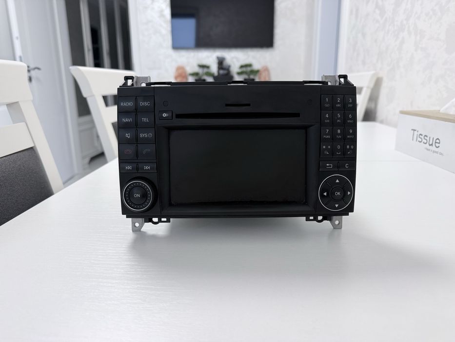 Navigatie Mercedes B Classe W245 ,W169,Vito,Viano,magazie 6 DVD,Hard,