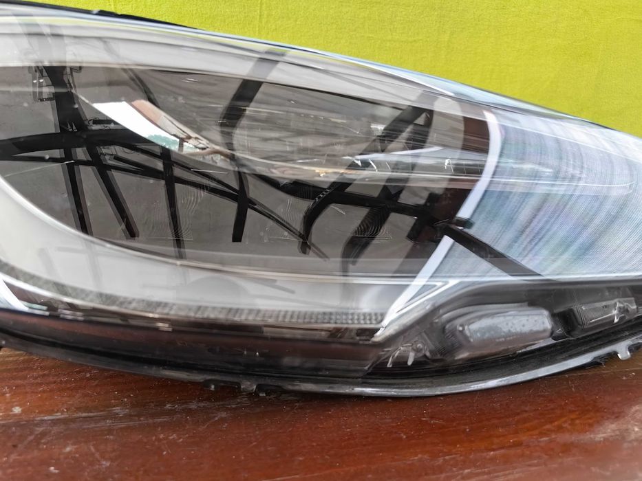 Десен фар Tesla Model S Full LED Facelift / Фар Тесла Модел С