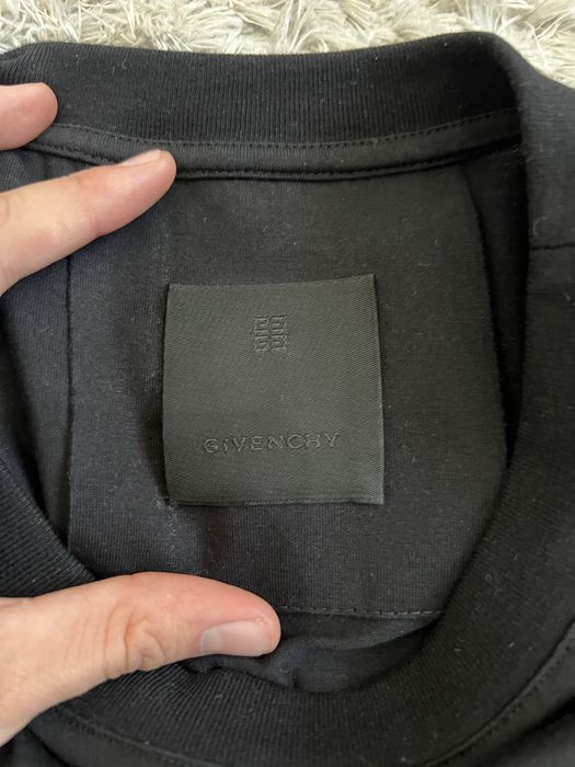 Givenchy reversed тениска