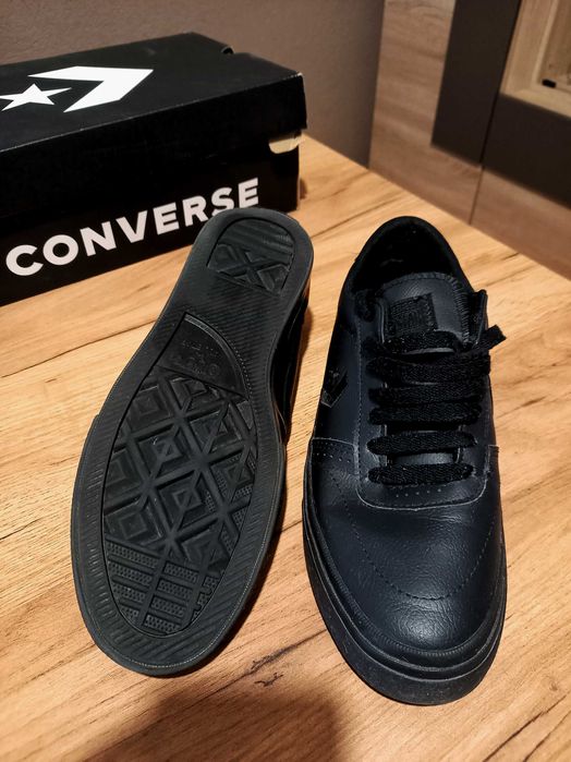 converse boulevard ox