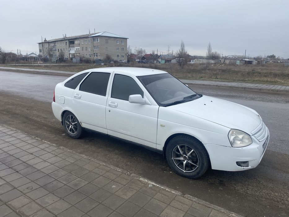 Лада приора  2010 года