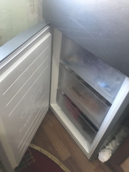 Холодильник LG срочно