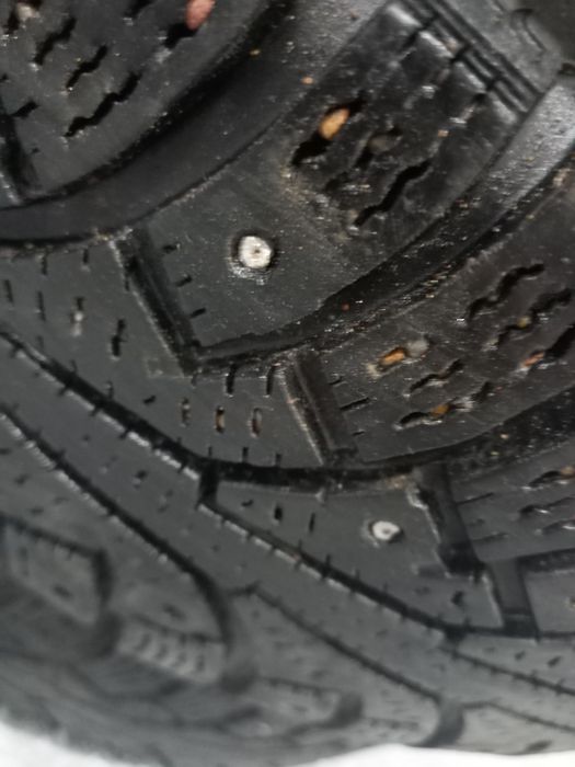 Зимние резины. Размер 185, 65, 15