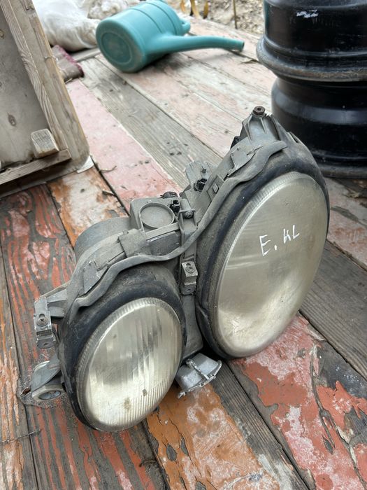 Левая фара ксенон w208 купе