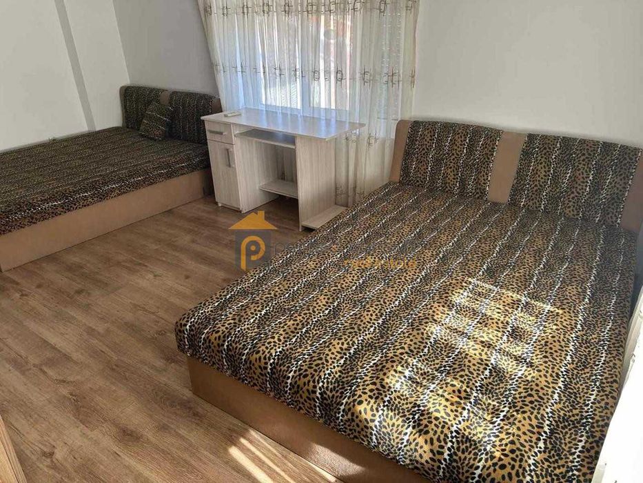 Дава се под наем Тристаен апартамент в Пловдив, Център - 120 кв.м за 400 € - Снимка #5