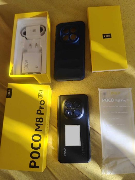 Продавам нов смартфон Xiaomi Poco M8 Pro, 8/256Gb, 6500mAh батерия, 50MP камера
