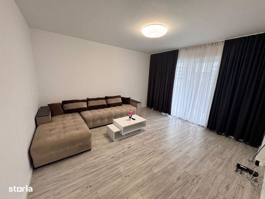 Ap. 2 Camere- Curte 60 Mp, Parcare Inclusa, Centrala Proprie, Modern
