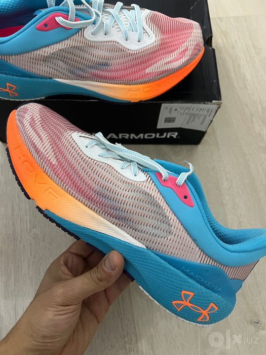 Кроссовки Under Armour