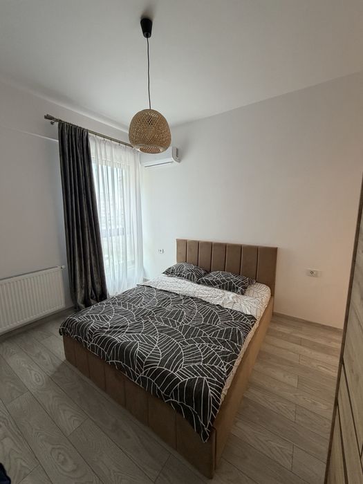 Apartament cu 3 camere de inchiriat