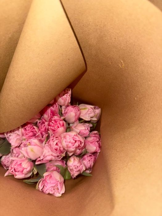 Тюльпаны по 200тг большой ассортимент