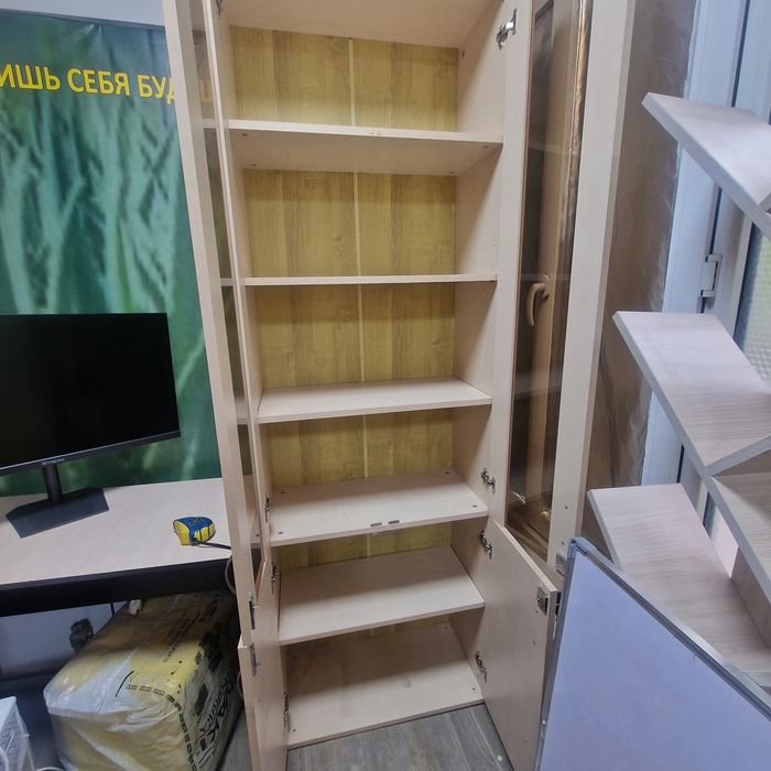 Продам шкаф идеально для офиса