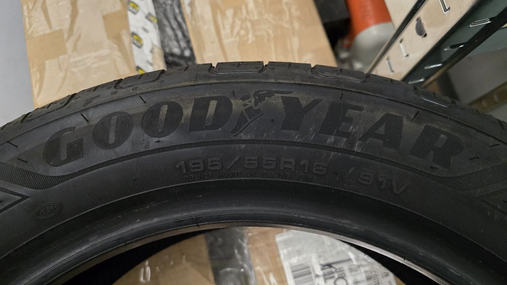 GoodYear EfficientGrip Performance 195/55/16