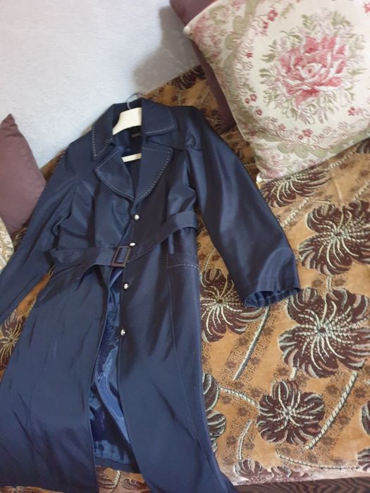 Продаю плащ Турция.