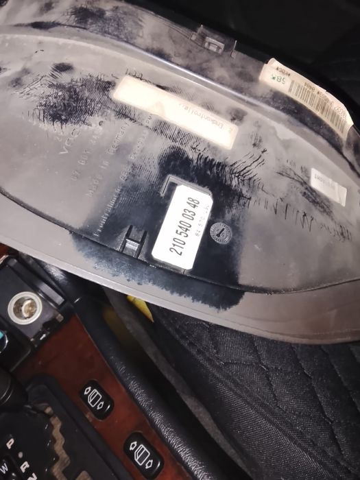 Панель приборов на мерседес