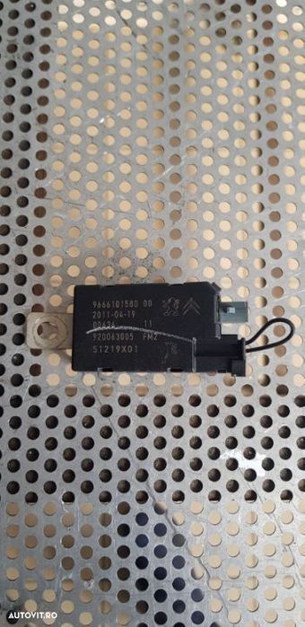 Amplificator Antena Peugeot 508 Cod 9666101580
