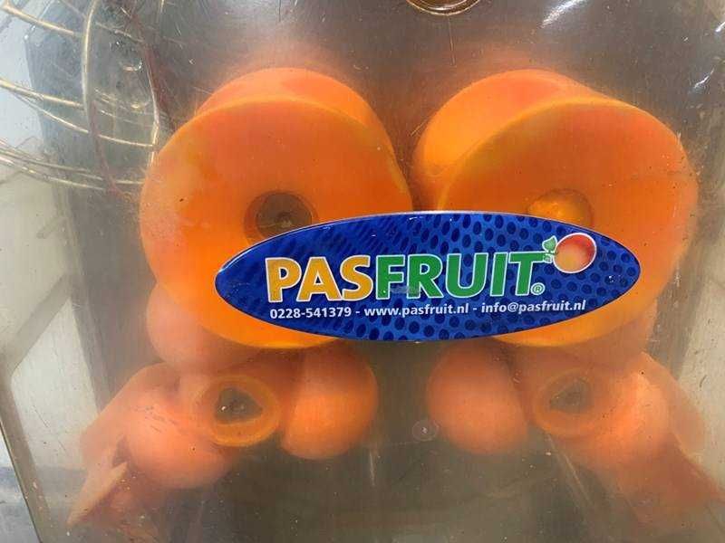 Фреш Машина Zumex SPEED PRO SELF-SERVICE POD Професионална