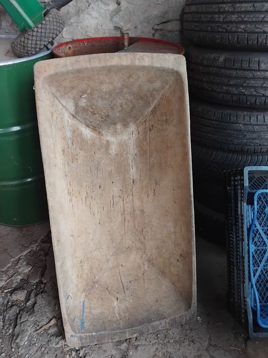 Дървено корито-много запазено