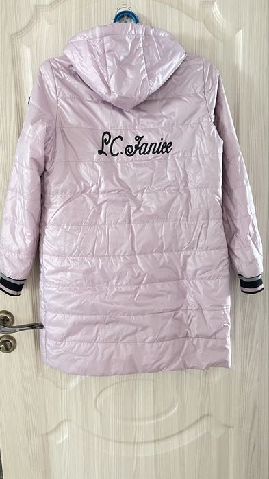 Курточки для девочек