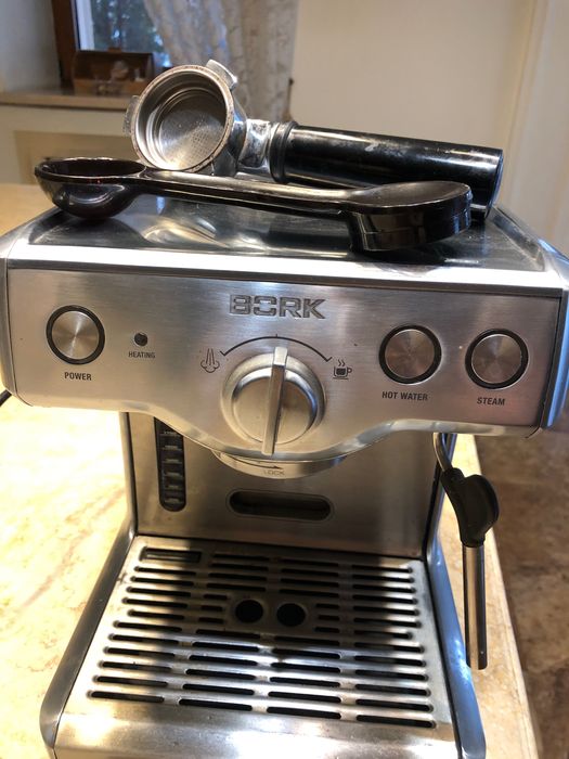 Кофемашина BORK для молотых зерен