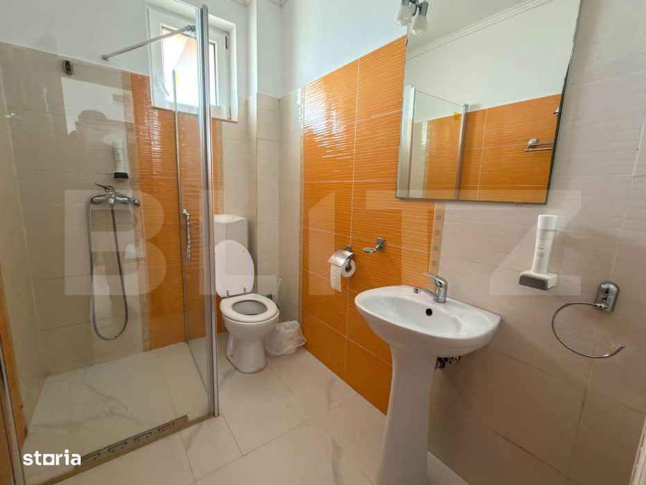 Pensiune 3 stele, 60 locuri si restaurant utilat, 1030 mp, zona Perife