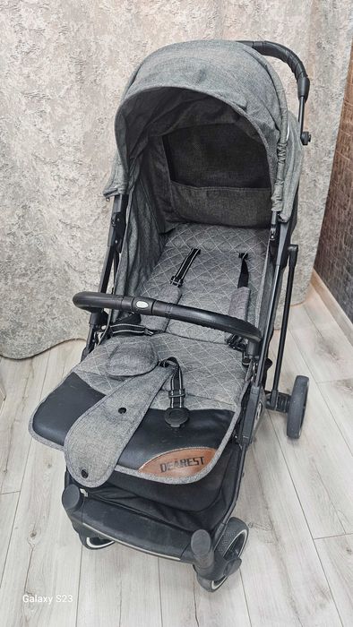Продаю коляску б/у