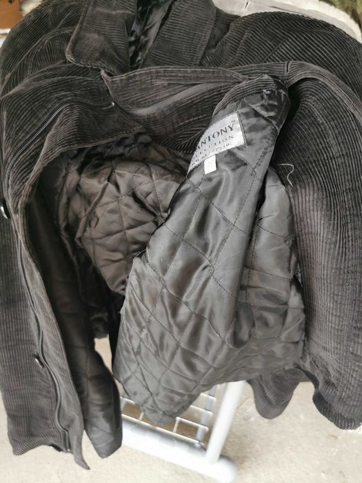 Продавам употребявани дрехи