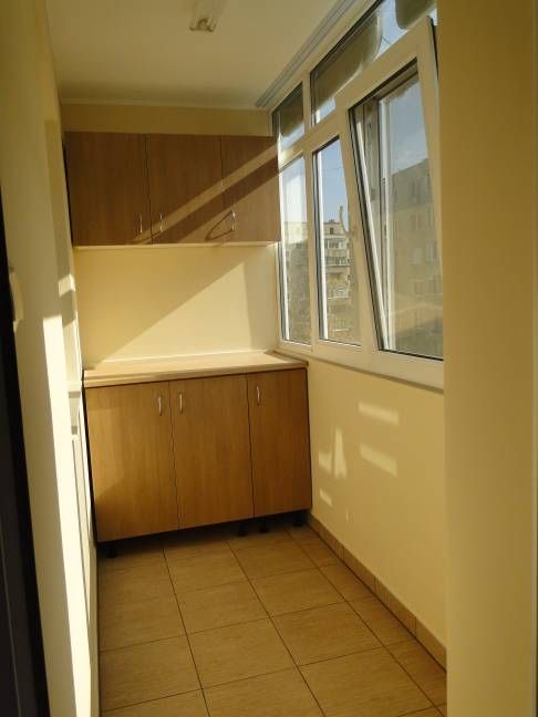 Vand apartament 2 camere Teiul Doamnei