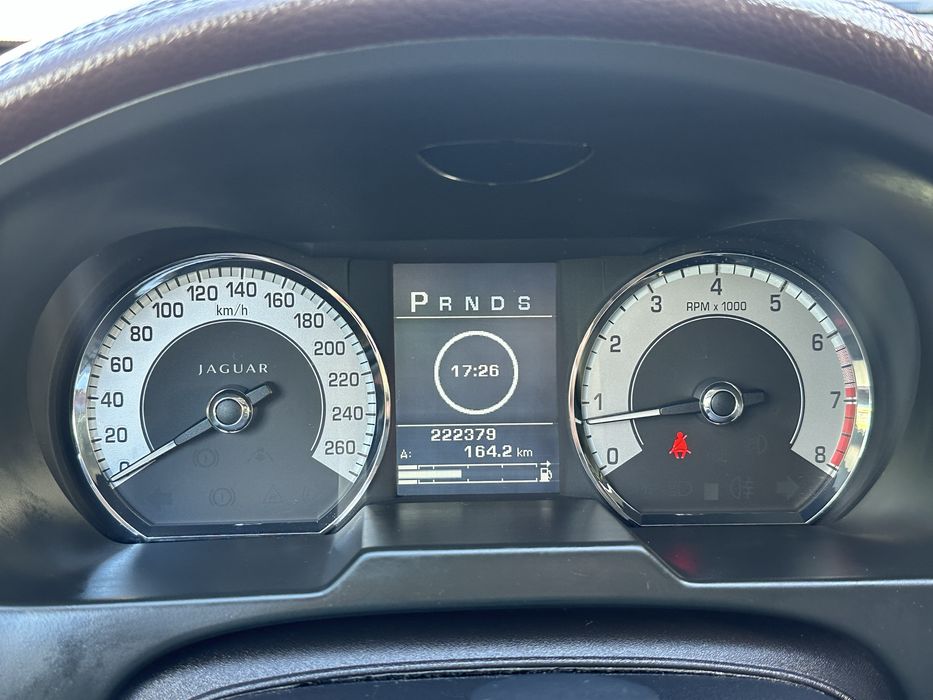 Jaguar XF 3.0 Бензин