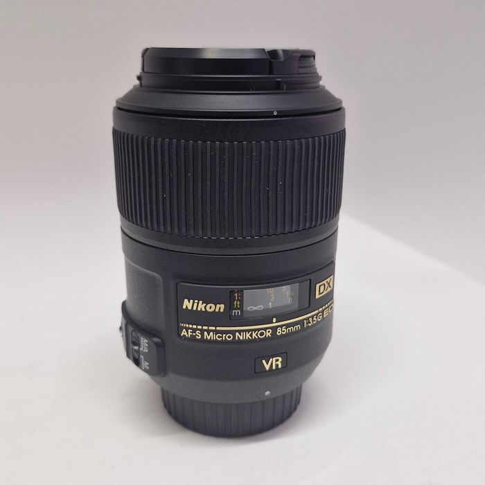 Liquid Money vinde - Obiectiv Nikon 85mm f/3.5G AF-S DX Micro ED VR